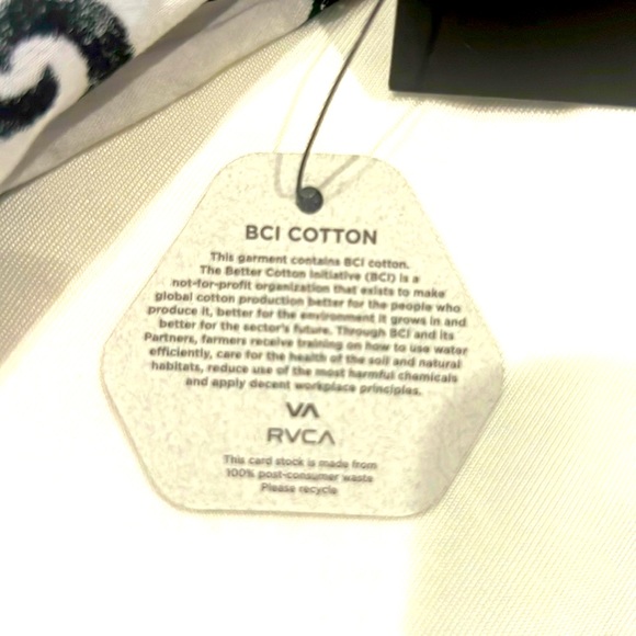 NWT RVCA  Regular Fit size M casual button down shirt - Picture 6 of 7